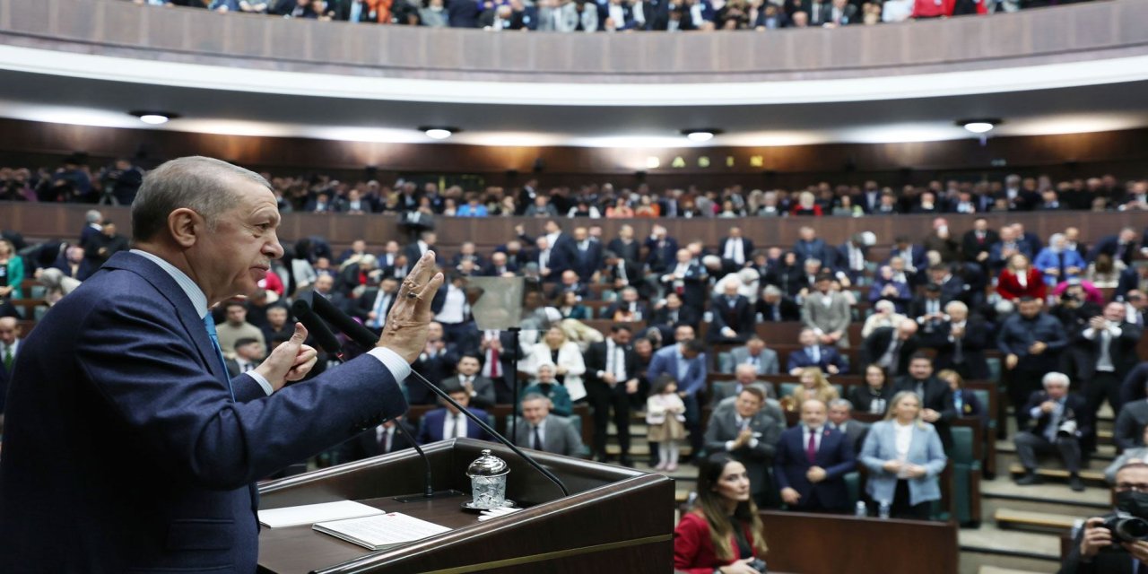 3 dönem kuralına takılan AK Parti’nin ağır topları meclisin dışında kalacak