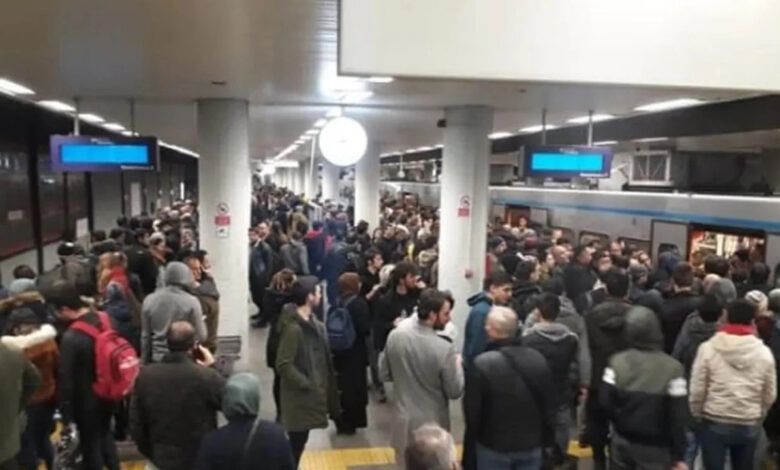 İstanbullular dikkat! Toplu taşıma ve Metro saatleri değişti