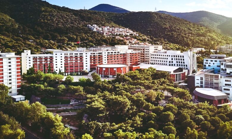 İzmir Ekonomi Üniversitesi Öğretim Üyesi Alım İlanı Yayınladı!